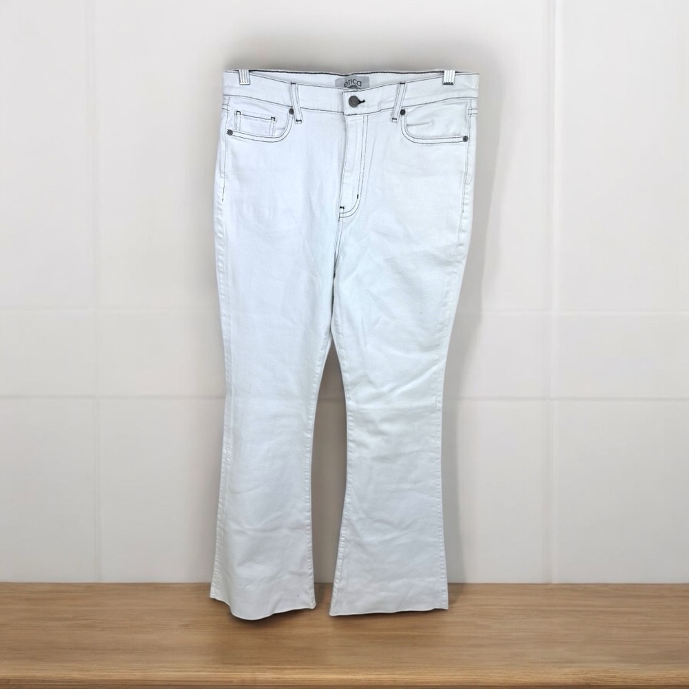 Etica NWOT Nina white high rise flair jeans sz 31
